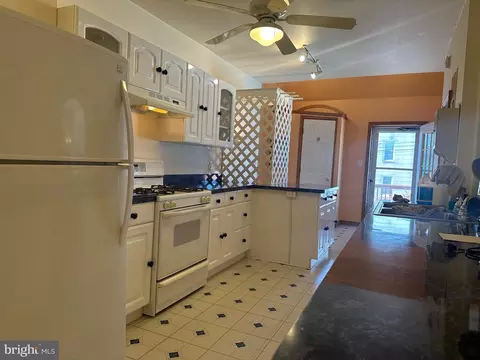 Kitchen - 1804 Light St, Baltimore, MD 21230 photo 1 of 2