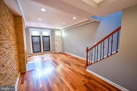 Living - 6 N Luzerne Ave, Baltimore, MD 21224 photo 5 of 6