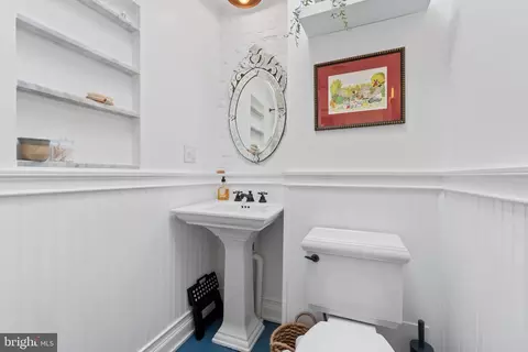 Bath - 3729 Elm Ave, Baltimore, MD 21211 photo 1 of 2