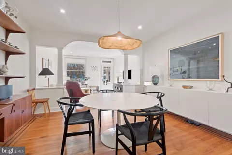 Dining - 3729 Elm Ave, Baltimore, MD 21211 photo 2 of 3