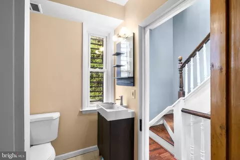Entry Way - 106 Scott St, Baltimore, MD 21201 photo 2 of 3