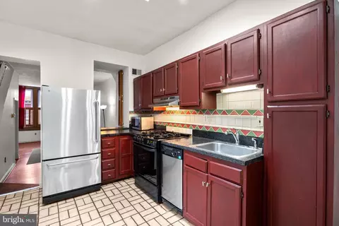 Kitchen - 106 Scott St, Baltimore, MD 21201 photo 1 of 2
