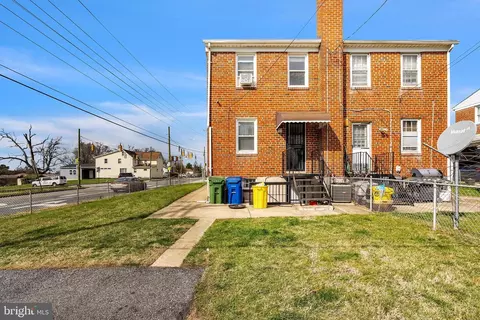 Exterior - 5801 Cedonia Ave, Baltimore, MD 21206 photo 1 of 1