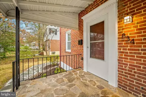 834 Evesham Ave, Baltimore, MD 21212 photo 2