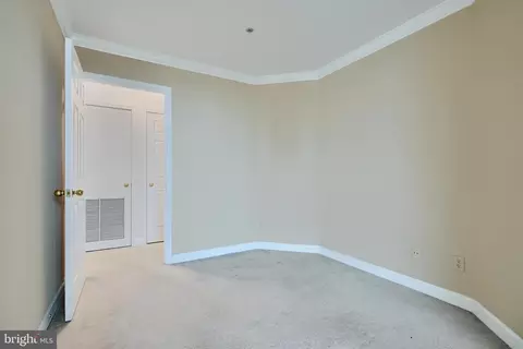 100 Harborview Dr #609, Baltimore, MD 21230 photo 20