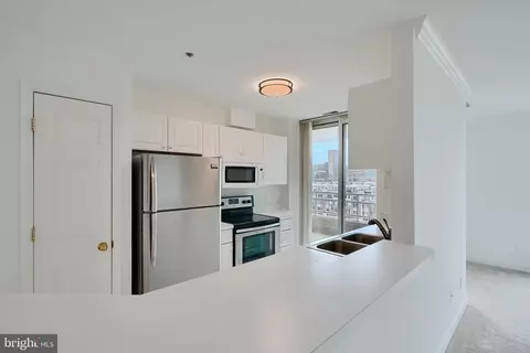 100 Harborview Dr #609, Baltimore, MD 21230 photo 5