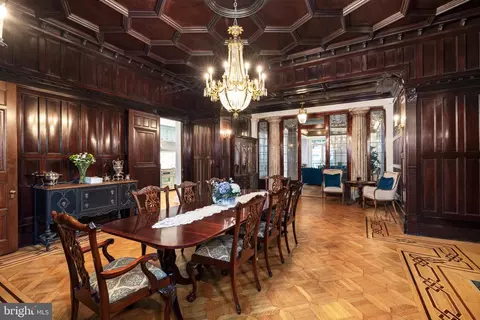 829 Park Ave, Baltimore, MD 21201