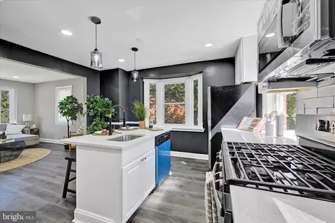 Kitchen - 1263 Limit Ave, Baltimore, MD 21239 photo 2 of 4