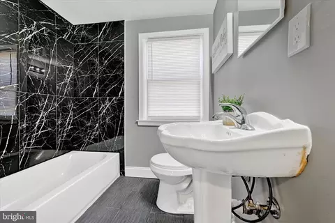 Bath - 1263 Limit Ave, Baltimore, MD 21239 photo 1 of 1