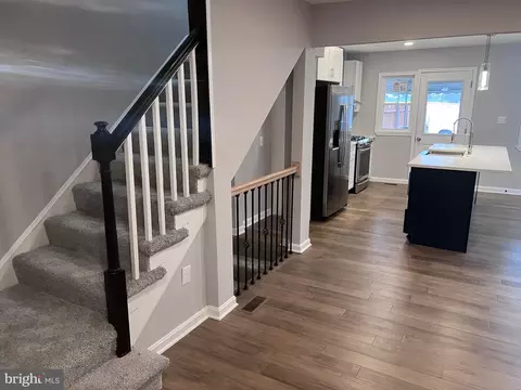4209 Colborne Rd, Baltimore, MD 21229 photo 2