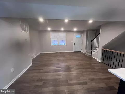 4209 Colborne Rd, Baltimore, MD 21229 photo 12