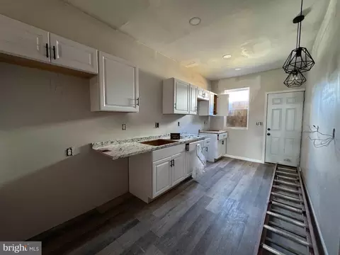 2118 N Wolfe St, Baltimore, MD 21213 photo 5