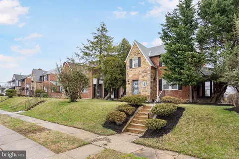 3701 Dennlyn Rd, Baltimore, MD 21215 photo 2