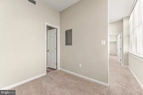 Entry Way - 1516 Lancaster St, Baltimore, MD 21231 photo 2 of 5