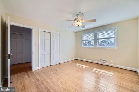 Bedroom - 1617 Winford Rd, Baltimore, MD 21239 photo 2 of 6