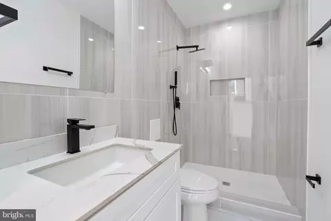 1818 Mcculloh St, Baltimore, MD 21217 photo 24