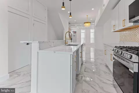 1818 Mcculloh St, Baltimore, MD 21217 photo 14