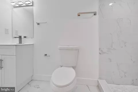 1818 Mcculloh St, Baltimore, MD 21217 photo 42