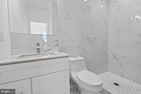 1818 Mcculloh St, Baltimore, MD 21217 photo 30