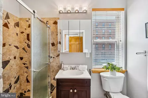 Bath - 1836 Byrd St, Baltimore, MD 21230 photo 3 of 3