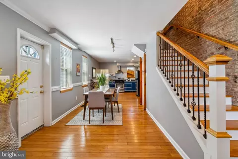 Entry Way - 1836 Byrd St, Baltimore, MD 21230 photo 1 of 3