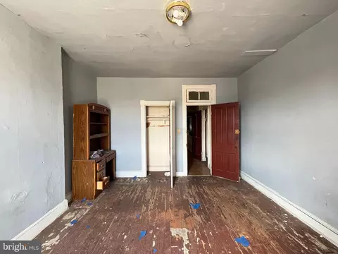 Bedroom - 2604 E Hoffman St, Baltimore, MD 21213 photo 3 of 4