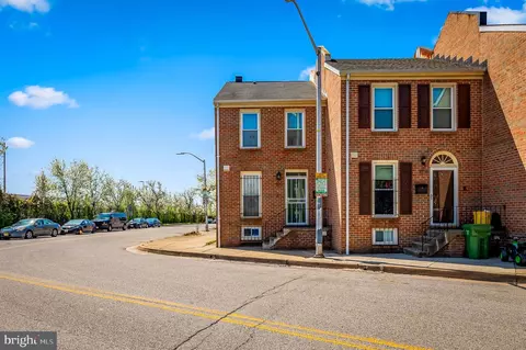 Exterior - 820 S Paca St, Baltimore, MD 21230 photo 2 of 4