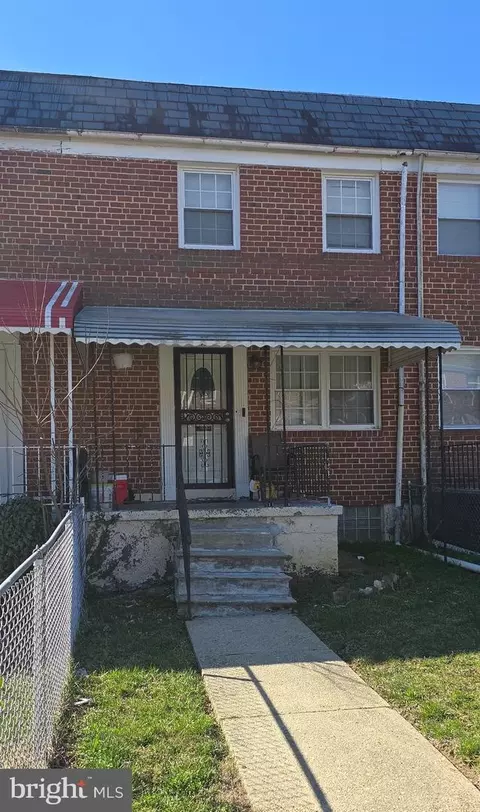 4103 Glenhunt Rd, Baltimore, MD 21229 photo 2