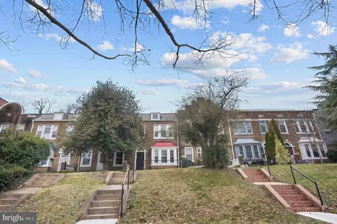2140 Mount Royal Ter, Baltimore, MD 21217