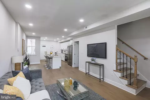 2037 Braddish Ave, Baltimore, MD 21216