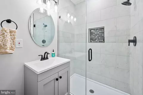 Bath - 1204 Cox St, Baltimore, MD 21211 photo 2 of 3
