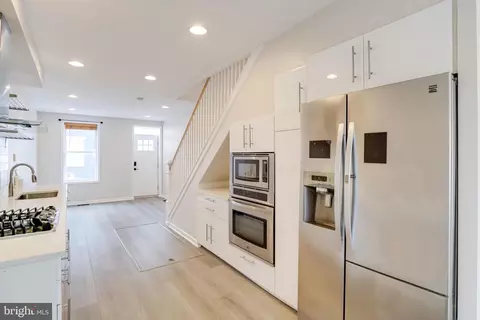 Entry Way - 622 Archer St, Baltimore, MD 21230 photo 8 of 8