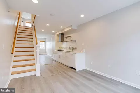 Entry Way - 622 Archer St, Baltimore, MD 21230 photo 1 of 8