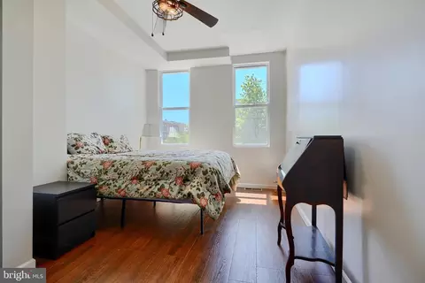Bedroom - 2242 E Fairmount Ave, Baltimore, MD 21231 photo 2 of 9