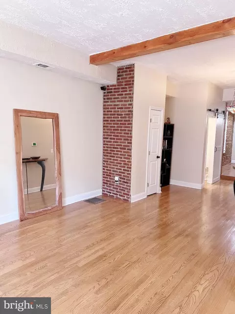 2263 Madison Ave, Baltimore, MD 21217 photo 7