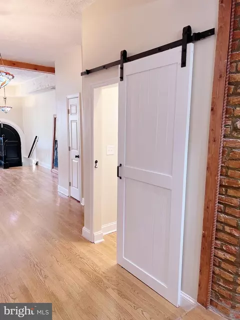 2263 Madison Ave, Baltimore, MD 21217 photo 5