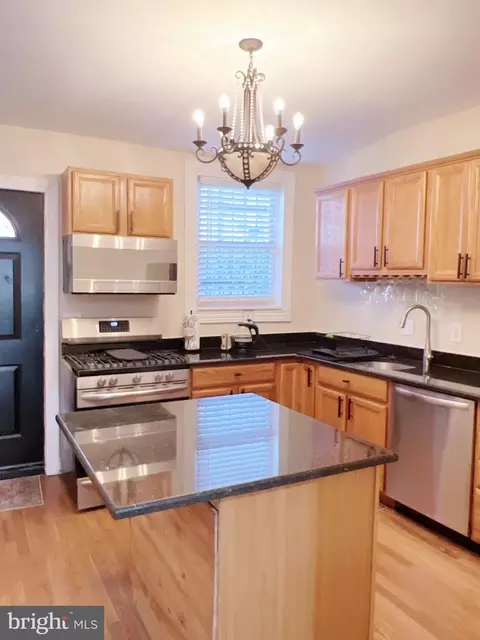 2263 Madison Ave, Baltimore, MD 21217 photo 15