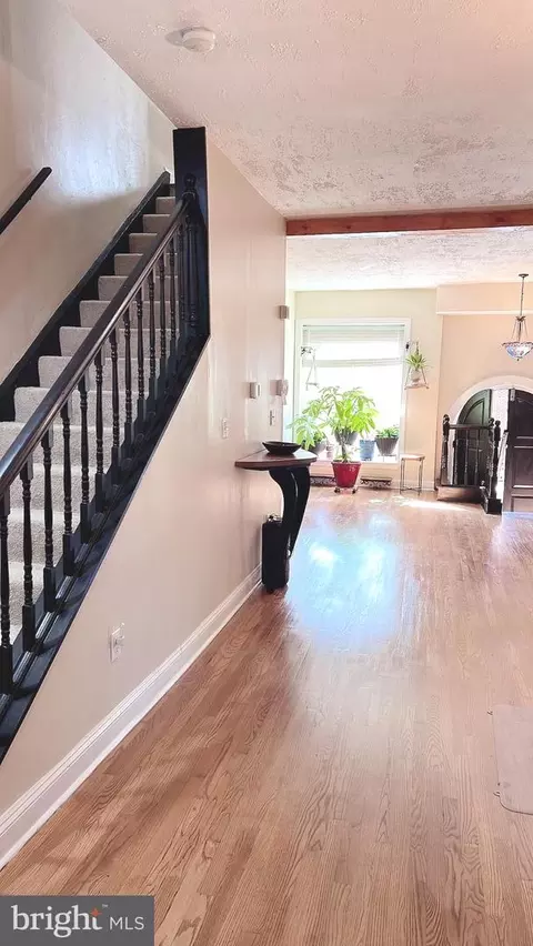 2263 Madison Ave, Baltimore, MD 21217 photo 3