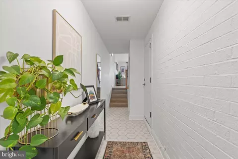Entry Way - 2409 Boston St, Baltimore, MD 21224 photo 1 of 7