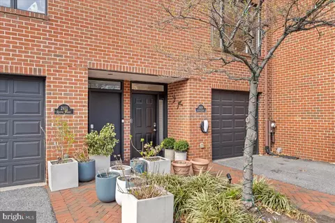 Exterior - 2409 Boston St, Baltimore, MD 21224 photo 3 of 4