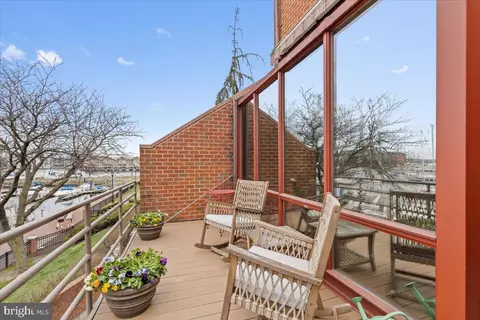 Exterior - 2409 Boston St, Baltimore, MD 21224 photo 4 of 4