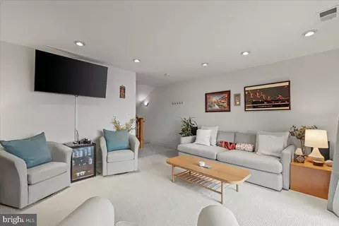Other - 2409 Boston St, Baltimore, MD 21224 photo 2 of 11