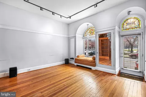 Living - 2832 E Baltimore St, Baltimore, MD 21224 photo 1 of 5