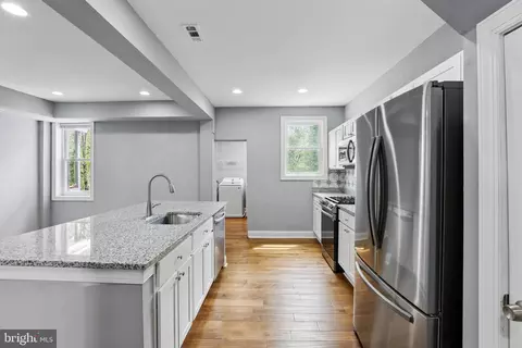 4137 Fairview Ave, Baltimore, MD 21216 photo 8
