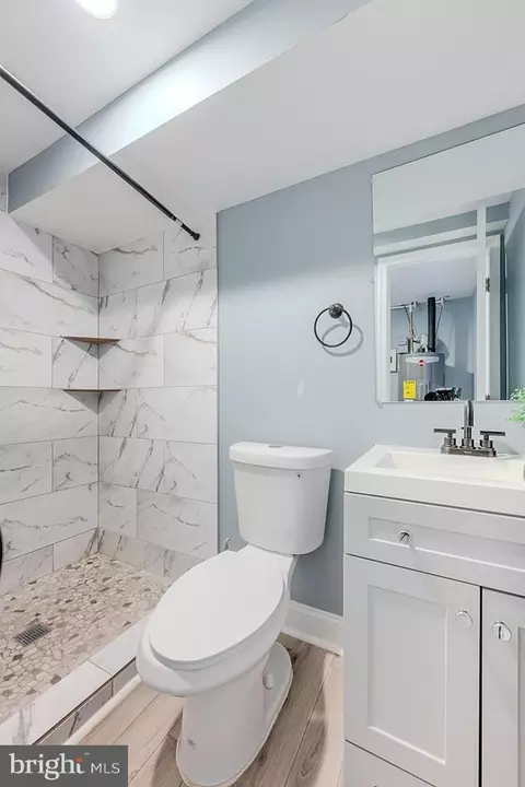 Bath - 1127 Ward St, Baltimore, MD 21230 photo 2 of 2