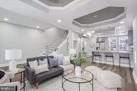 503 Lyndhurst St, Baltimore, MD 21229