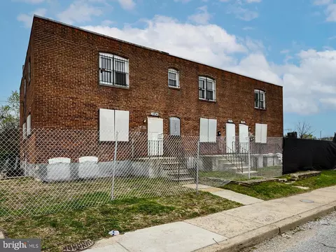 3804 Potee St, Baltimore, MD 21225