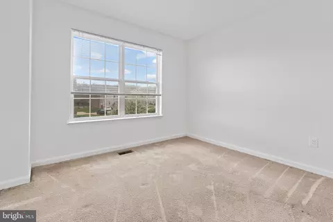 Bedroom - 1004 Argyle Ave, Baltimore, MD 21201 photo 1 of 2