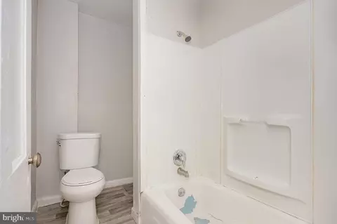 Bath - 2419 E Oliver St, Baltimore, MD 21213 photo 1 of 1