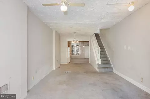 Living - 2419 E Oliver St, Baltimore, MD 21213 photo 3 of 4